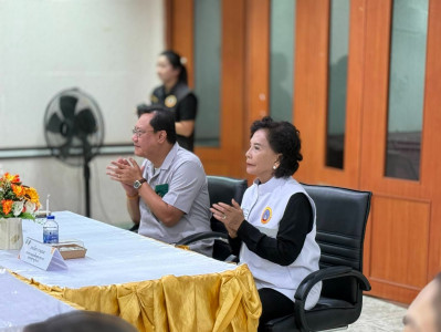 รองผู้ว่าราชการจังหวัดฯ ร่วมพิธีมอบกายอุปกรณ์ทางการแพทย์ ประ ... พารามิเตอร์รูปภาพ 1