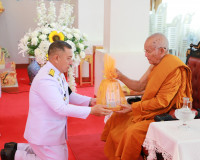 จังหวัดสุราษฏร์ธานีประกอบพิธีสวดพระพุทธมนต์และทำบุญตักบาตรถว ... พารามิเตอร์รูปภาพ 4
