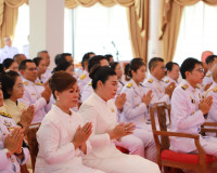 จังหวัดสุราษฏร์ธานีประกอบพิธีสวดพระพุทธมนต์และทำบุญตักบาตรถว ... พารามิเตอร์รูปภาพ 20