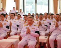 จังหวัดสุราษฏร์ธานีประกอบพิธีสวดพระพุทธมนต์และทำบุญตักบาตรถว ... พารามิเตอร์รูปภาพ 30