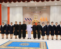 จังหวัดสุราษฎร์ธานี จัดพิธีมอบแบบลายผ้าพระราชทาน “ลายขอสมเด็ ... พารามิเตอร์รูปภาพ 33
