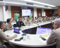 ผู้ว่าฯ สุราษฎร์ธานีประชุมนายอำเภอ หัวหน้าส่วนราชการ และหัวห ... พารามิเตอร์รูปภาพ 3