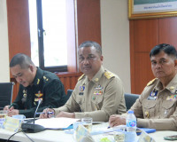 ผู้ว่าฯ สุราษฎร์ธานีประชุมนายอำเภอ หัวหน้าส่วนราชการ และหัวห ... พารามิเตอร์รูปภาพ 12
