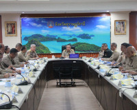 ผู้ว่าฯ สุราษฎร์ธานีประชุมนายอำเภอ หัวหน้าส่วนราชการ และหัวห ... พารามิเตอร์รูปภาพ 18