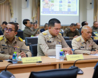 ผู้ว่าฯ สุราษฎร์ธานี เดินหน้าขับเคลื่อนงานความมั่นคงตามนโยบา ... พารามิเตอร์รูปภาพ 12