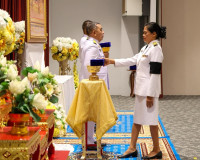 จังหวัดสุราษฎร์ธานีจัดพิธีรับพระราชทานเครื่องราชอิสริยาภรณ์  ... พารามิเตอร์รูปภาพ 33