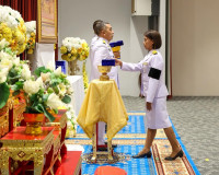 จังหวัดสุราษฎร์ธานีจัดพิธีรับพระราชทานเครื่องราชอิสริยาภรณ์  ... พารามิเตอร์รูปภาพ 66