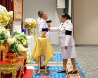 จังหวัดสุราษฎร์ธานีจัดพิธีรับพระราชทานเครื่องราชอิสริยาภรณ์  ... พารามิเตอร์รูปภาพ 76