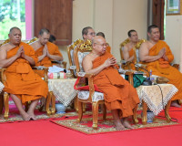 รองผู้ว่าราชการจังหวัดสุราษฎร์ธานี เป็นประธานพิธีสวดพระพุทธม ... พารามิเตอร์รูปภาพ 4