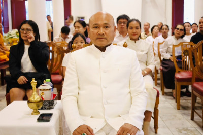 รองผู้ว่าราชการจังหวัดสุราษฎร์ธานี เป็นประธานสมโภชผ้าห่มพระบ ... พารามิเตอร์รูปภาพ 1