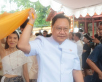 รองผู้ว่าราชการจังหวัดสุราษฎร์ธานี เป็นประธานในพิธีแห่ผ้าห่ม ... พารามิเตอร์รูปภาพ 6