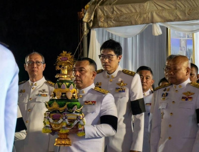 จังหวัดสุราษฎร์ธานีประกอบพิธีเชิญพุ่มดอกบัวประดิษฐ์พระราชทาน ... พารามิเตอร์รูปภาพ 1