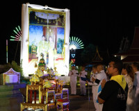 จังหวัดสุราษฎร์ธานีประกอบพิธีเชิญพุ่มดอกบัวประดิษฐ์พระราชทาน ... พารามิเตอร์รูปภาพ 12