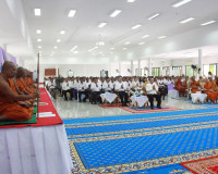 พุทธศาสนิกชนสุราษฎร์ธานีทุกหมู่เหล่าพร้อมใจร่วมพิธีเจริญพระพ ... พารามิเตอร์รูปภาพ 2
