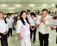 พุทธศาสนิกชนสุราษฎร์ธานีทุกหมู่เหล่าพร้อมใจร่วมพิธีเจริญพระพ ... พารามิเตอร์รูปภาพ 5
