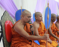 พุทธศาสนิกชนสุราษฎร์ธานีทุกหมู่เหล่าพร้อมใจร่วมพิธีเจริญพระพ ... พารามิเตอร์รูปภาพ 19