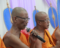 พุทธศาสนิกชนสุราษฎร์ธานีทุกหมู่เหล่าพร้อมใจร่วมพิธีเจริญพระพ ... พารามิเตอร์รูปภาพ 33
