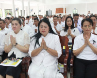 พุทธศาสนิกชนสุราษฎร์ธานีทุกหมู่เหล่าพร้อมใจร่วมพิธีเจริญพระพ ... พารามิเตอร์รูปภาพ 37