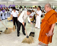 พุทธศาสนิกชนสุราษฎร์ธานีทุกหมู่เหล่าพร้อมใจร่วมพิธีเจริญพระพ ... พารามิเตอร์รูปภาพ 65