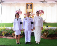 จังหวัดสุราษฎร์ธานีจัดพิธีเจริญพระพุทธมนต์และทำบุญตักบาตรถวา ... พารามิเตอร์รูปภาพ 42