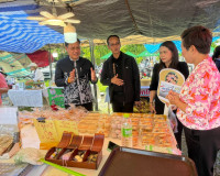 รองผู้ว่าราชการจังหวัดสุราษฎร์ธานี เยี่ยมชมและพบปะผู้ประกอบก ... พารามิเตอร์รูปภาพ 7