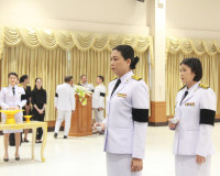 จังหวัดสุราษฎร์ธานีจัดพิธีถวายน้ำสรงพระศพเบื้องหน้าพระรูป สม ... พารามิเตอร์รูปภาพ 6