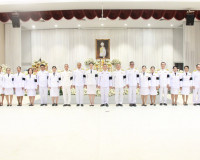 จังหวัดสุราษฎร์ธานีจัดพิธีถวายน้ำสรงพระศพเบื้องหน้าพระรูป สม ... พารามิเตอร์รูปภาพ 15