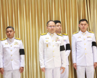 จังหวัดสุราษฎร์ธานีจัดพิธีถวายน้ำสรงพระศพเบื้องหน้าพระรูป สม ... พารามิเตอร์รูปภาพ 24