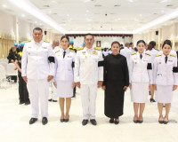 จังหวัดสุราษฎร์ธานีจัดพิธีถวายน้ำสรงพระศพเบื้องหน้าพระรูป สม ... พารามิเตอร์รูปภาพ 58