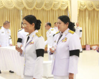 จังหวัดสุราษฎร์ธานีจัดพิธีถวายน้ำสรงพระศพเบื้องหน้าพระรูป สม ... พารามิเตอร์รูปภาพ 80