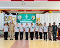รองผู้ว่าราชการจังหวัดสุราษฎร์ธานี เป็นประธานพิธีเปิดหน่วยแพ ... พารามิเตอร์รูปภาพ 8