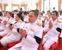 จังหวัดสุราษฎร์ธานีจัดพิธีบำเพ็ญกุศลและทำบุญตักบาตร ในวาระคร ... พารามิเตอร์รูปภาพ 20
