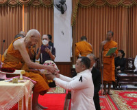 ผู้ว่าราชการจังหวัดสุราษฎร์ธานี ร่วมต้อนรับคณะสงฆ์หนใต้ ในพิ ... พารามิเตอร์รูปภาพ 18