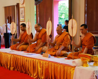 จังหวัดสุราษฎร์ธานี จัดพิธีบำเพ็ญกุศลสวดพระอภิธรรม อุทิศถวาย ... พารามิเตอร์รูปภาพ 9