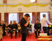 จังหวัดสุราษฎร์ธานี จัดพิธีบำเพ็ญกุศลสวดพระอภิธรรม อุทิศถวาย ... พารามิเตอร์รูปภาพ 11