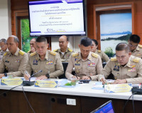 ผู้ว่าฯ สุราษฎร์ธานีประชุมนายอำเภอ หัวหน้าส่วนราชการ และหัวห ... พารามิเตอร์รูปภาพ 19