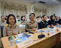 ผู้ว่าฯ สุราษฎร์ธานี เป็นประธานประชุมกรมการจังหวัดและหัวหน้า ... พารามิเตอร์รูปภาพ 6