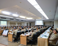 ผู้ว่าฯ สุราษฎร์ธานี เป็นประธานประชุมกรมการจังหวัดและหัวหน้า ... พารามิเตอร์รูปภาพ 11