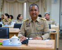 ผู้ว่าฯ สุราษฎร์ธานี เป็นประธานประชุมกรมการจังหวัดและหัวหน้า ... พารามิเตอร์รูปภาพ 12