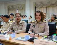 ผู้ว่าฯ สุราษฎร์ธานี เป็นประธานประชุมกรมการจังหวัดและหัวหน้า ... พารามิเตอร์รูปภาพ 17