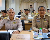 ผู้ว่าฯ สุราษฎร์ธานี เป็นประธานประชุมกรมการจังหวัดและหัวหน้า ... พารามิเตอร์รูปภาพ 22
