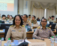 ผู้ว่าฯ สุราษฎร์ธานี เป็นประธานประชุมกรมการจังหวัดและหัวหน้า ... พารามิเตอร์รูปภาพ 42