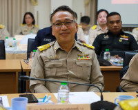 ผู้ว่าฯ สุราษฎร์ธานี เป็นประธานประชุมกรมการจังหวัดและหัวหน้า ... พารามิเตอร์รูปภาพ 49
