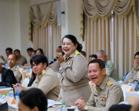 ผู้ว่าฯ สุราษฎร์ธานี เป็นประธานประชุมกรมการจังหวัดและหัวหน้า ... พารามิเตอร์รูปภาพ 58