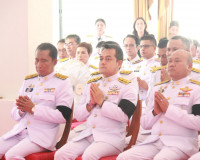 จังหวัดสุราษฎร์ธานีจัดพิธีบำเพ็ญกุศลและทำบุญตักบาตร ในวาระคร ... พารามิเตอร์รูปภาพ 21