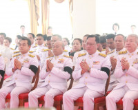 จังหวัดสุราษฎร์ธานีจัดพิธีบำเพ็ญกุศลและทำบุญตักบาตร ในวาระคร ... พารามิเตอร์รูปภาพ 26