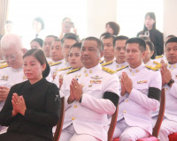 จังหวัดสุราษฎร์ธานีจัดพิธีบำเพ็ญกุศลและทำบุญตักบาตร ในวาระคร ... พารามิเตอร์รูปภาพ 49