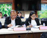 รองผู้ว่าราชการจังหวัดสุราษฎร์ธานี เป็นประธานประชุมนำเสนอผลส ... พารามิเตอร์รูปภาพ 7