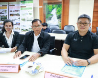 รองผู้ว่าราชการจังหวัดสุราษฎร์ธานี เป็นประธานประชุมนำเสนอผลส ... พารามิเตอร์รูปภาพ 8