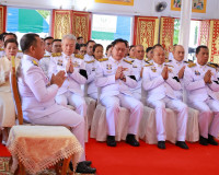 จังหวัดสุราษฎร์ธานีจัดพิธีเจริญพระพุทธมนต์และทำบุญตักบาตรถวา ... พารามิเตอร์รูปภาพ 48